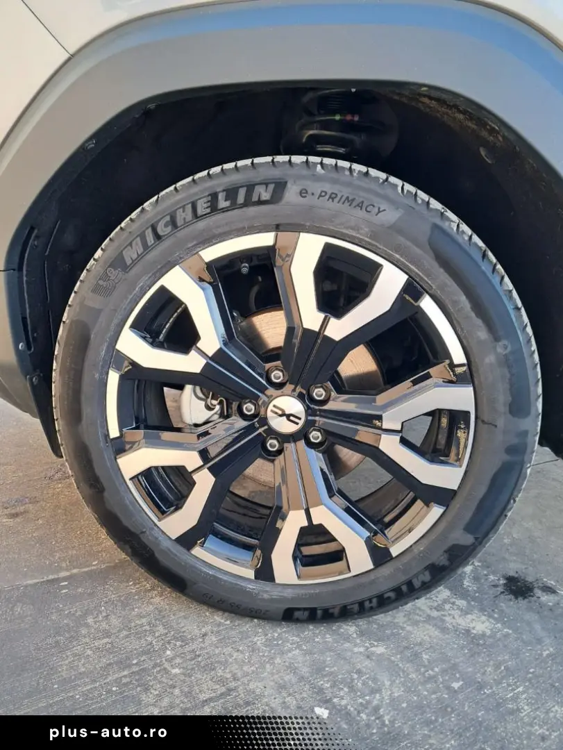 DACIA BIGSTER 1.8 Hybrid 155 Journey