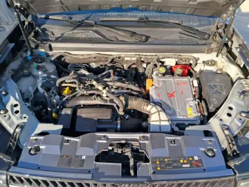 DACIA BIGSTER 1.8 Hybrid 155 Journey