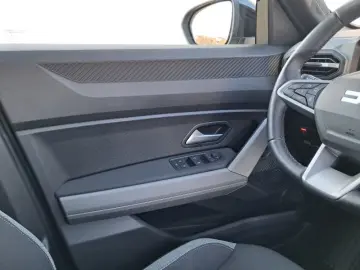 DACIA BIGSTER 1.8 Hybrid 155 Journey