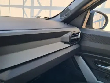 DACIA BIGSTER 1.8 Hybrid 155 Journey