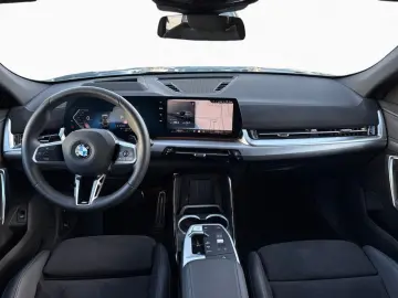 BMW X2 sDr18d M Sport Iconic DA  PA  HUD 20  AdpLED