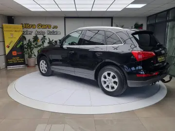 Audi Q5 2.0TDI   Quattro   170CP   Euro 5
