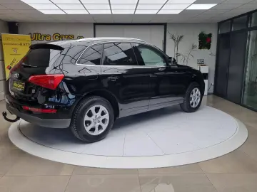 Audi Q5 2.0TDI   Quattro   170CP   Euro 5