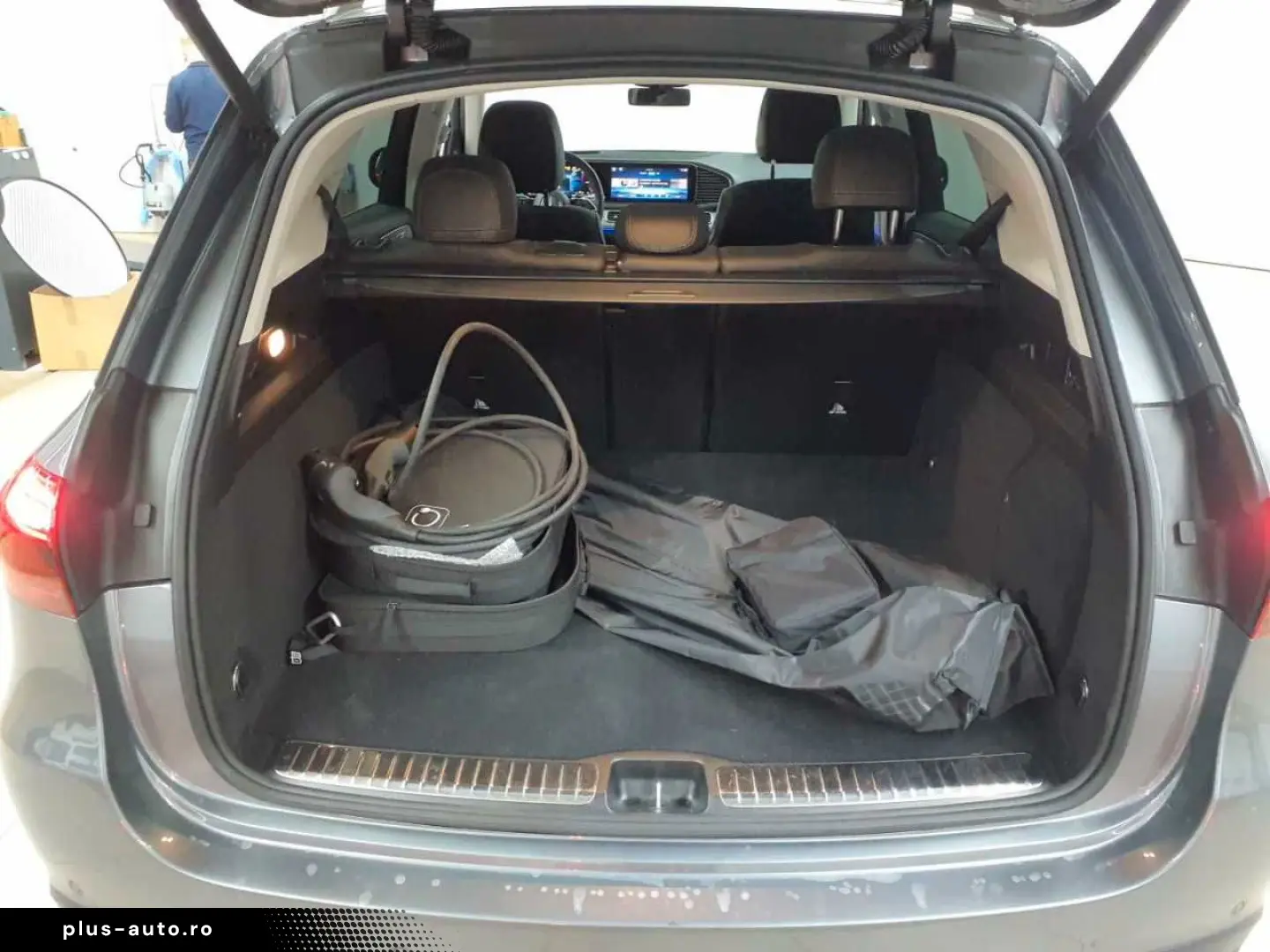 MERCEDES-BENZ GLE 350de-Advanced Premium Pano AHK Airm