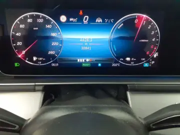 MERCEDES-BENZ GLE 350de-Advanced Premium Pano AHK Airm