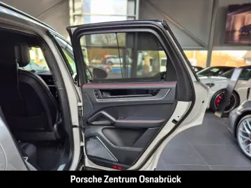 PORSCHE Cayenne S PassDisplay Massage Burmester DVD 360