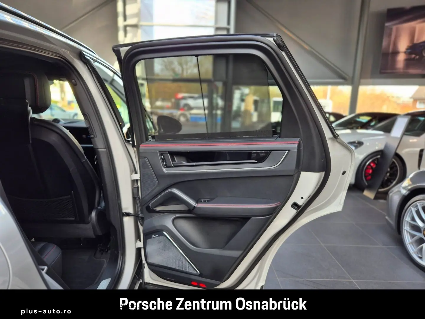 PORSCHE Cayenne S PassDisplay Massage Burmester DVD 360