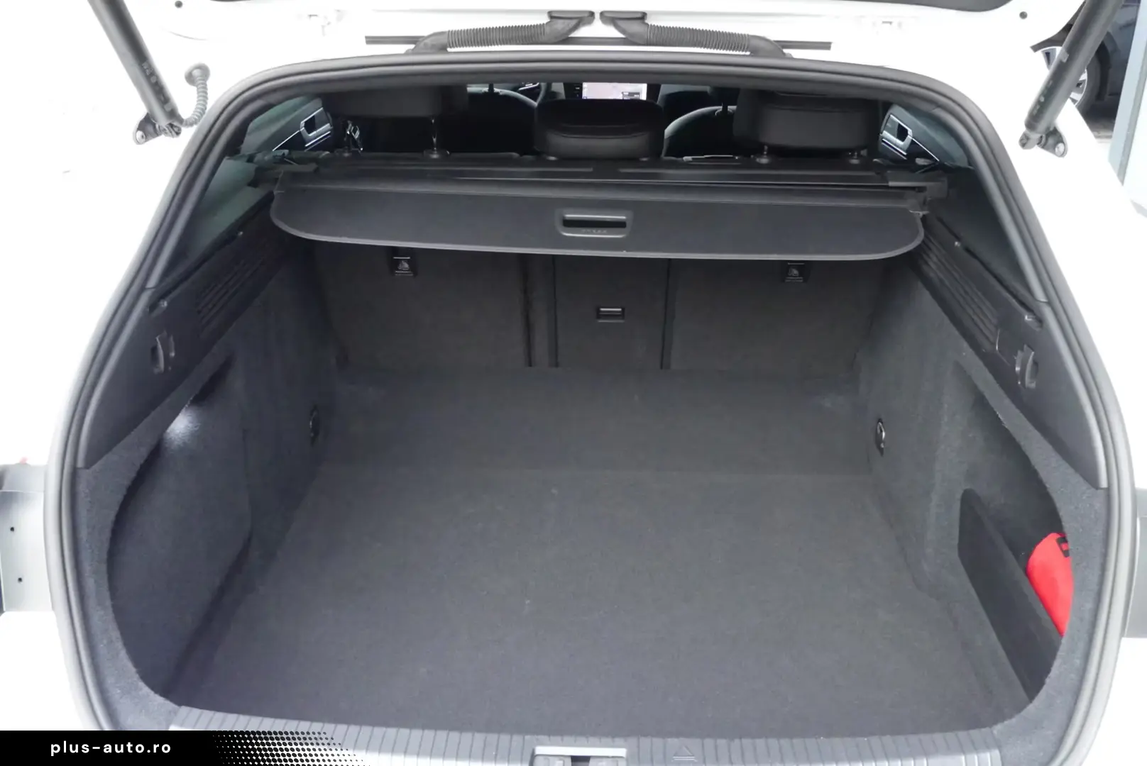 Volkswagen Arteon SB 2.0 TSI R-Line H&K STDHZ 360 Cam 20