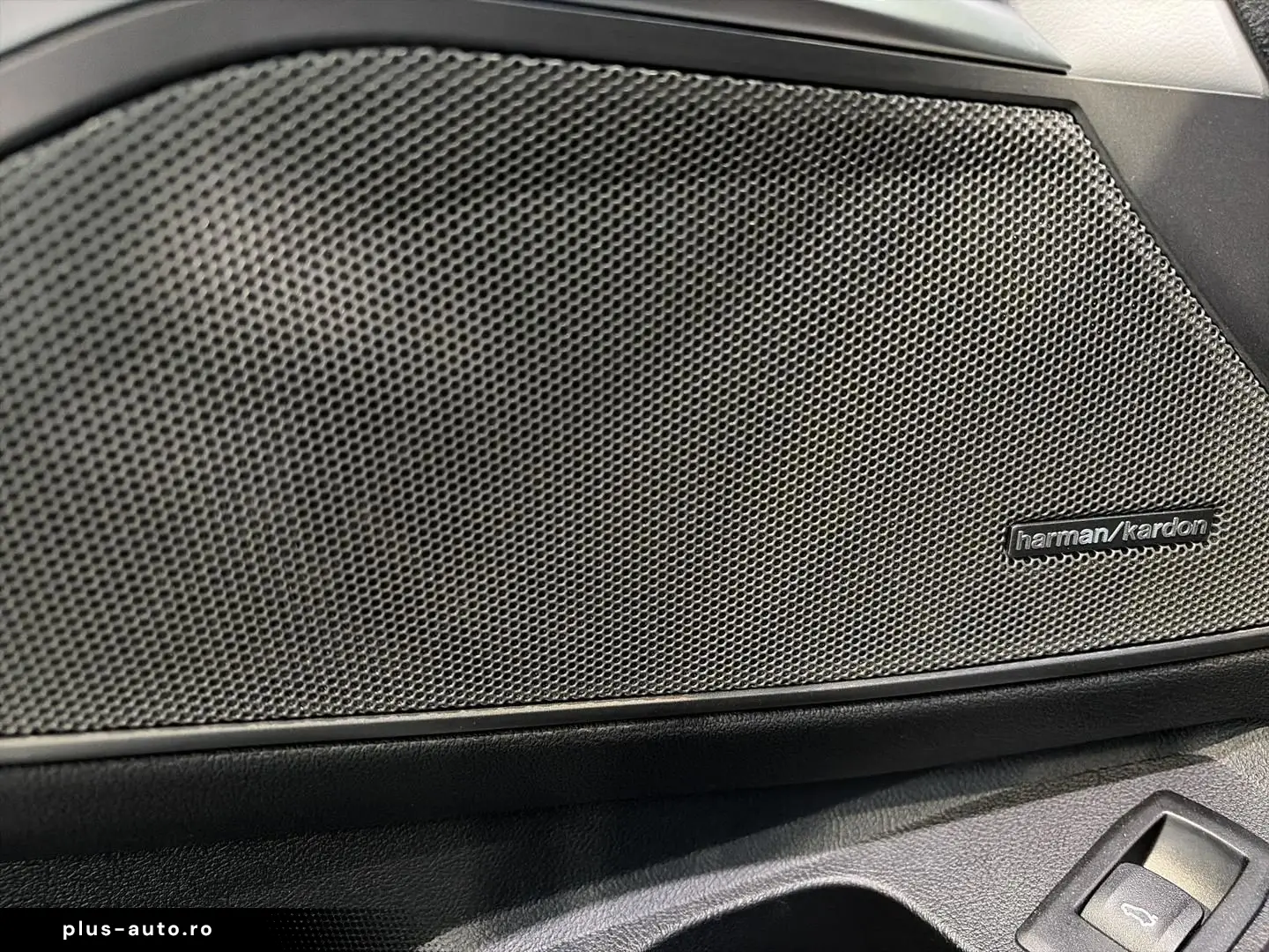 BMW M3 Tour Comp xDrv  HUD Navi H K Adap LED DrvAss