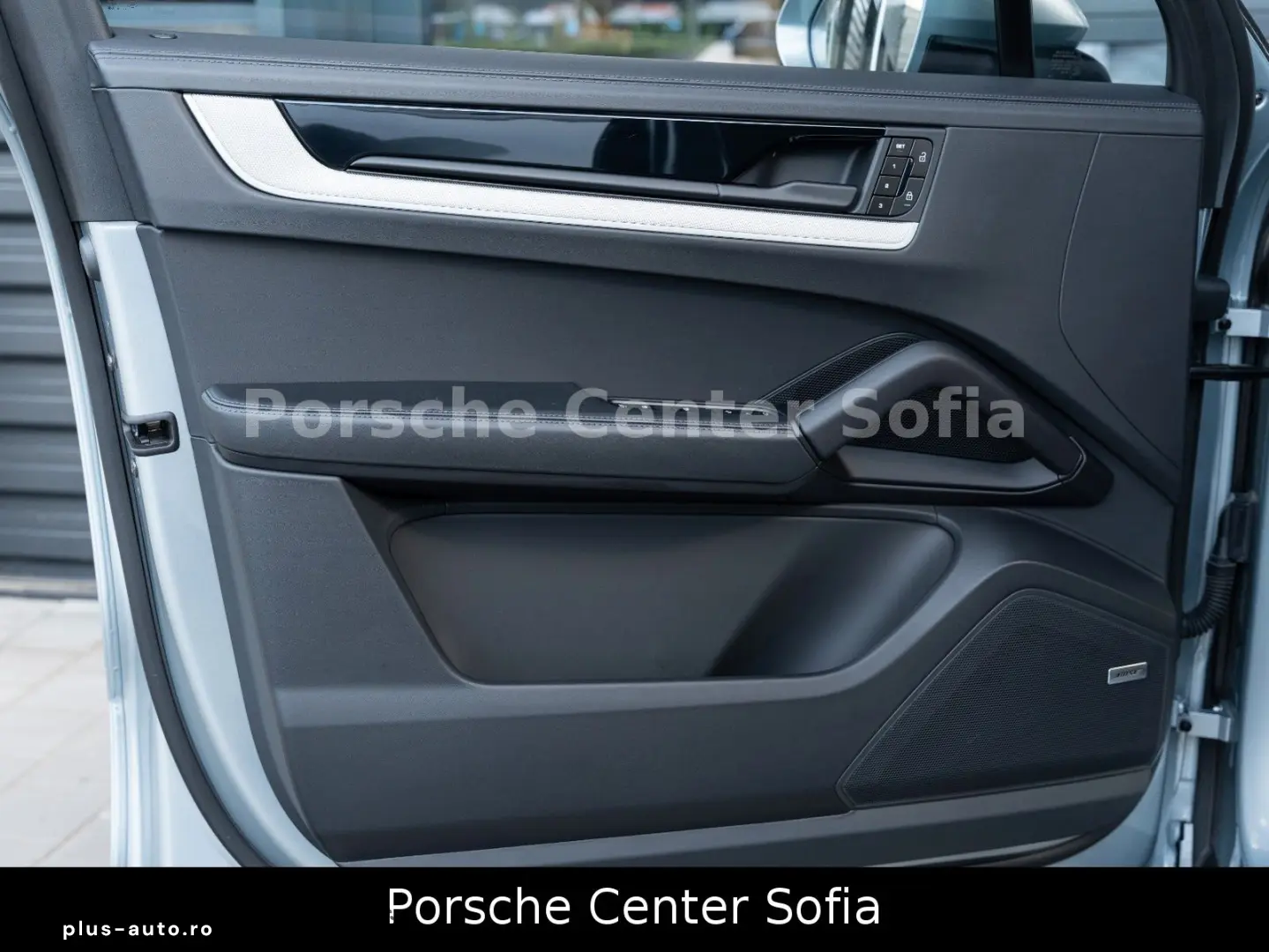 PORSCHE Cayenne 3.0 PassDisplay SoftClose Ventilation 360