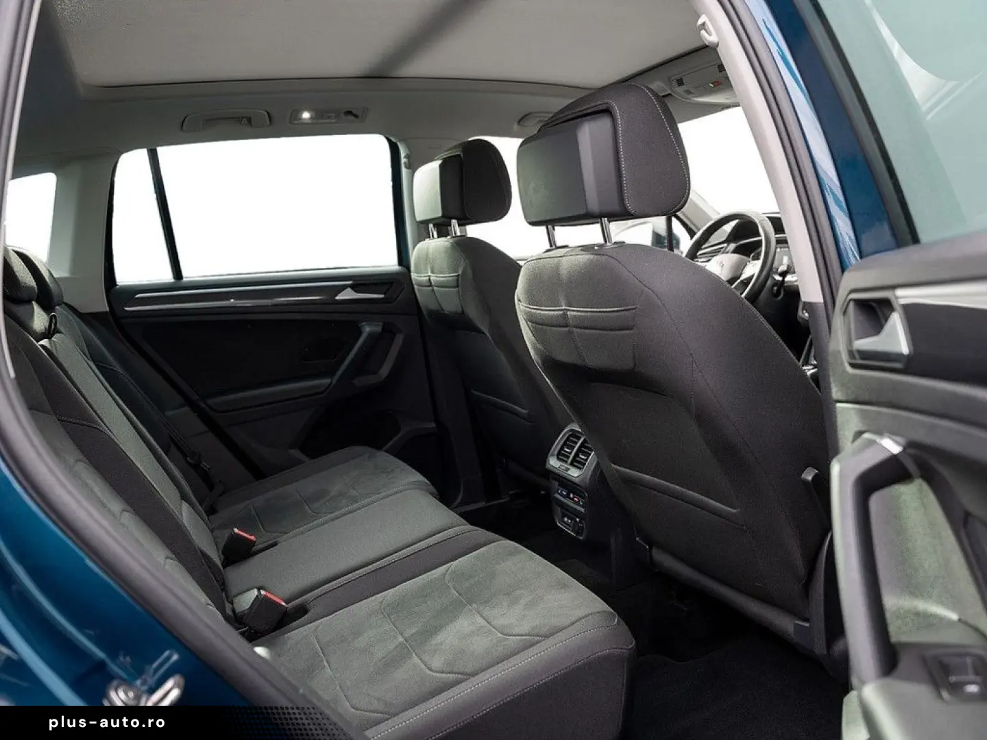 VW Tiguan 2.0 TSI Elegance 4M DSG AHK 360  HUD PANO