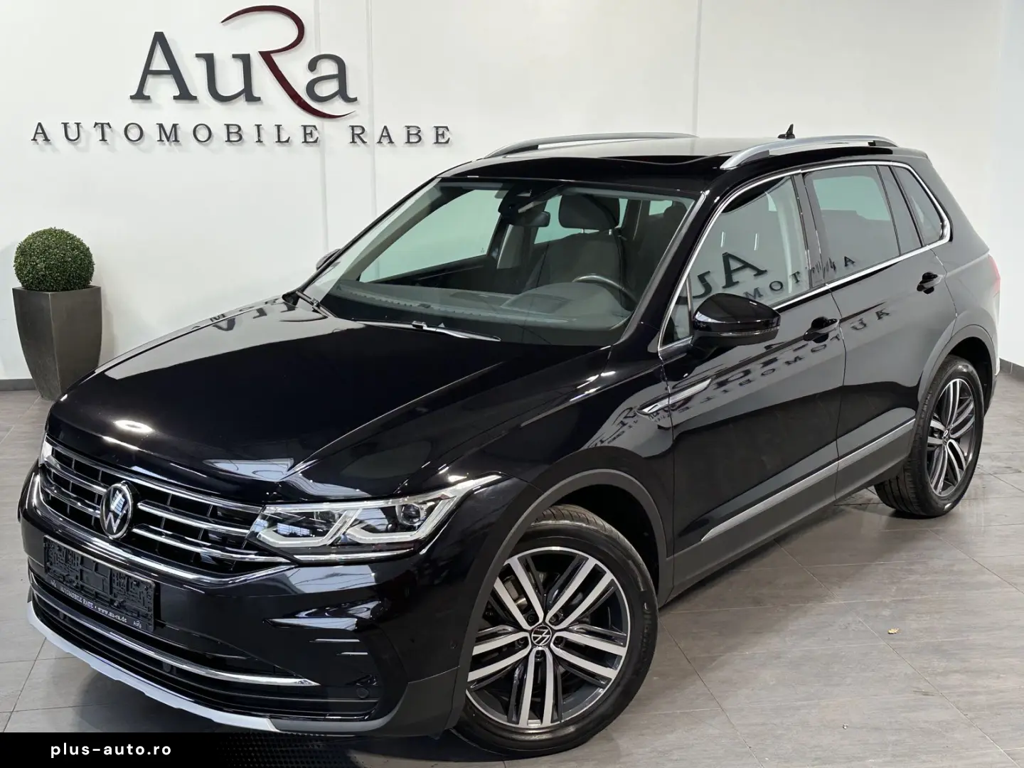 VW Tiguan 4Motion Elegance Sport NAV LED PANO 19