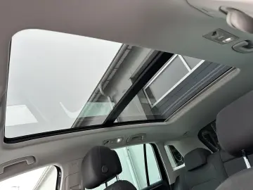 VW Tiguan 4Motion Elegance Sport NAV LED PANO 19