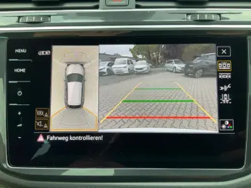 VW Tiguan 2.0 TSI DSG 4M R-LINE MATRIX NAVI AHK ACC