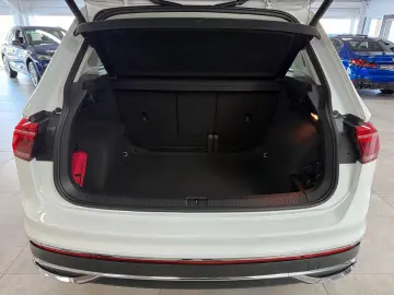 VW Elegance 4Motion   PANO MATRIX  VIRTUAL