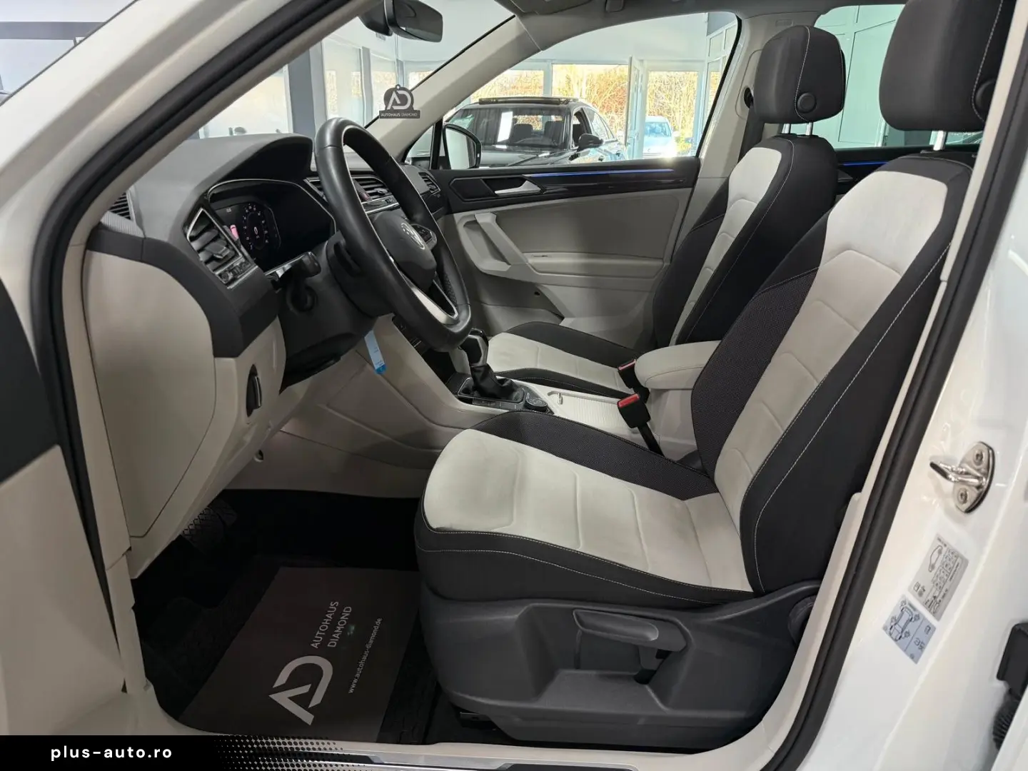 VW Elegance 4Motion   PANO MATRIX  VIRTUAL