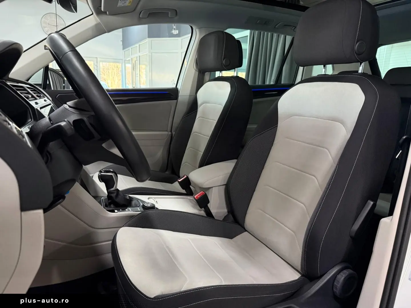 VW Elegance 4Motion   PANO MATRIX  VIRTUAL