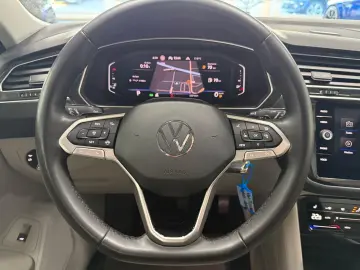 VW Elegance 4Motion   PANO MATRIX  VIRTUAL