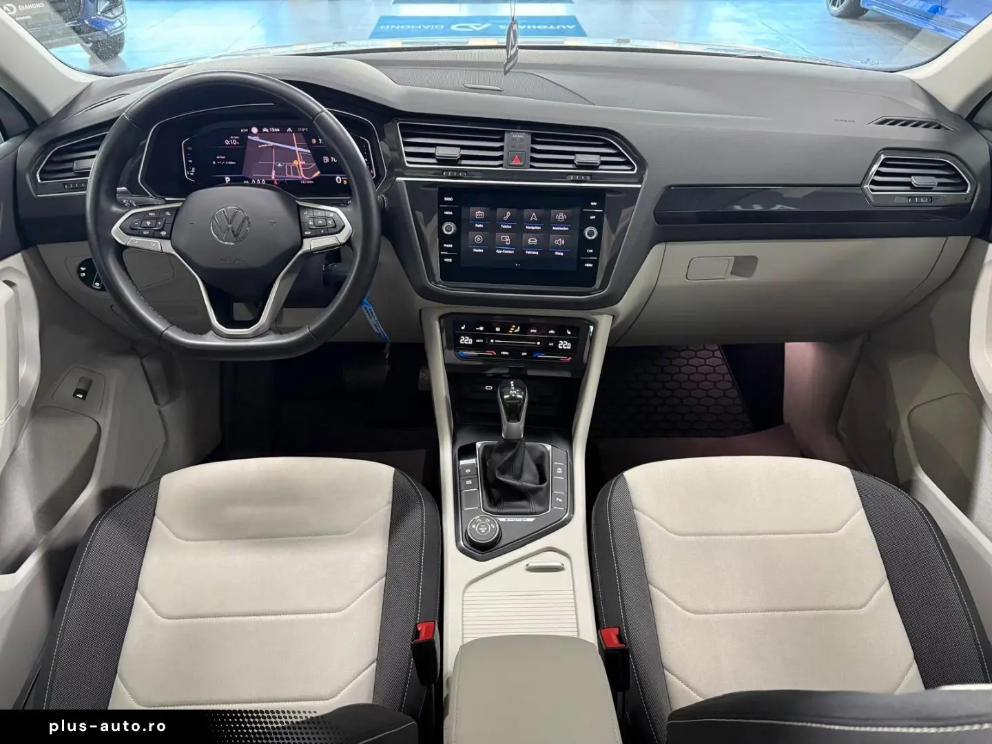 VW Elegance 4Motion   PANO MATRIX  VIRTUAL