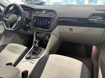 VW Elegance 4Motion   PANO MATRIX  VIRTUAL