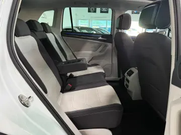 VW Elegance 4Motion   PANO MATRIX  VIRTUAL