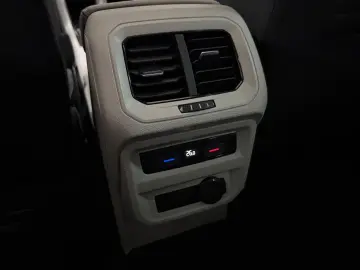 VW Elegance 4Motion   PANO MATRIX  VIRTUAL