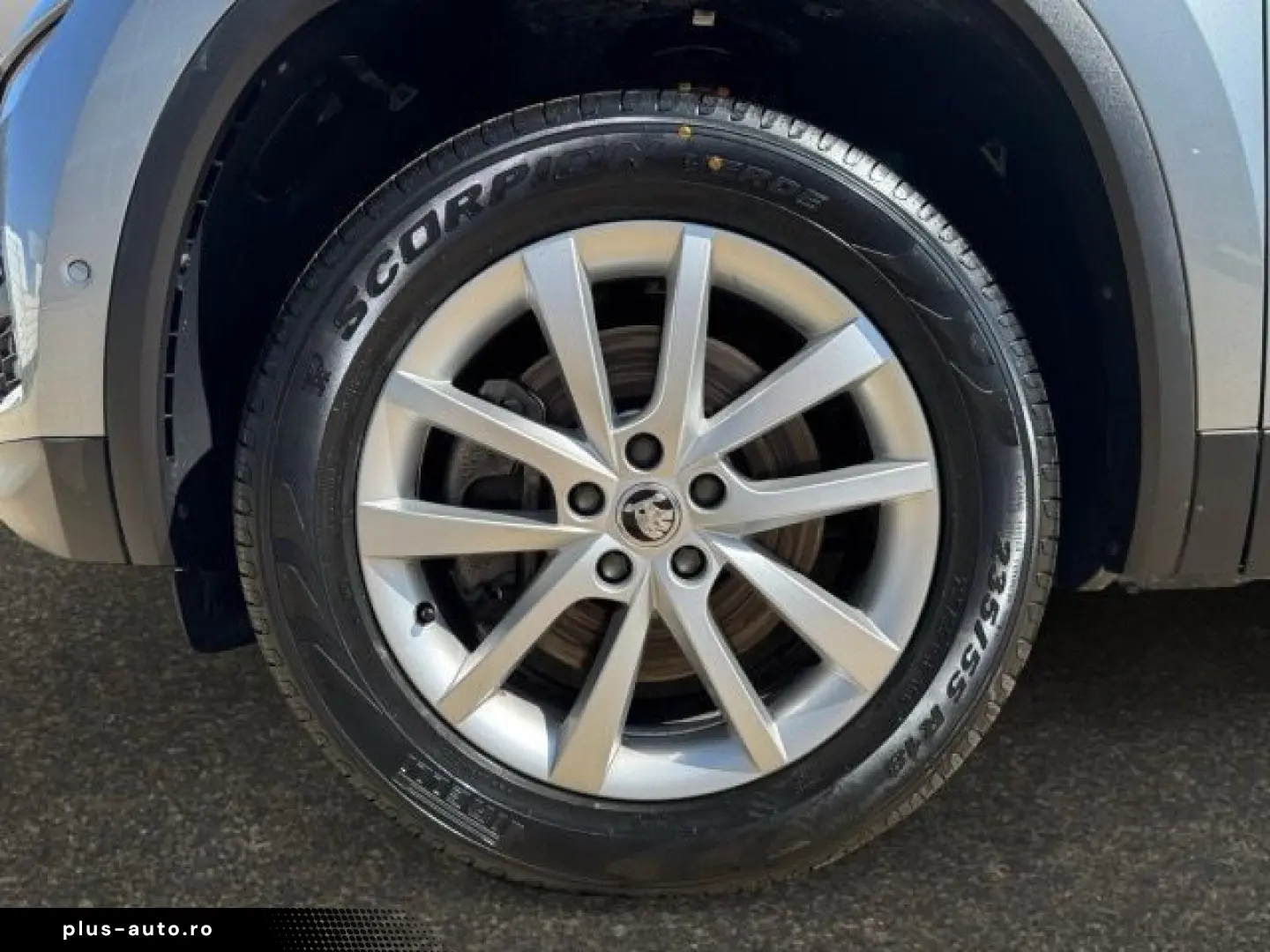 SKODA Kodiaq 2.0 TSI DSG 4x4 Style Navi AHK DCC Standh