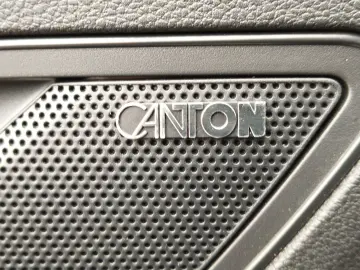 SKODA Karoq 2.0 TSI Sportline 4x4 DSG 4xSHZ ACC AHK LM