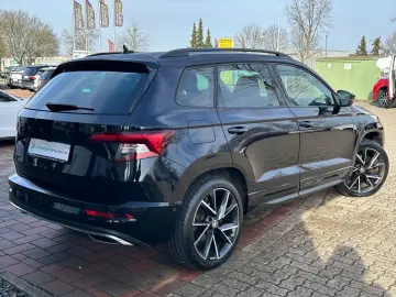 SKODA Karoq 2.0 TDI DSG 4x4 SPORTLINE 360 VIRTUAL AHK