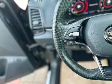 SKODA Karoq 2.0 TDI DSG 4x4 SPORTLINE 360 VIRTUAL AHK