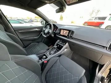 SKODA Karoq 2.0 TDI DSG 4x4 SPORTLINE 360 VIRTUAL AHK