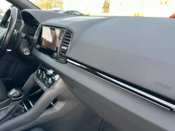 SKODA Karoq 2.0 TDI DSG 4x4 SPORTLINE 360 VIRTUAL AHK