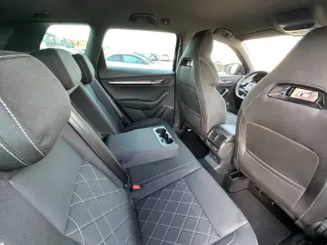 SKODA Karoq 2.0 TDI DSG 4x4 SPORTLINE 360 VIRTUAL AHK