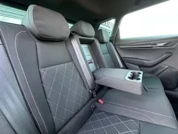 SKODA Karoq 2.0 TDI DSG 4x4 SPORTLINE 360 VIRTUAL AHK