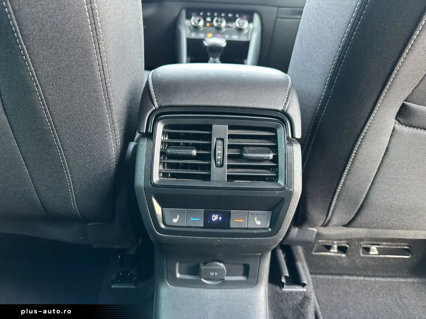 SKODA Karoq 2.0 TDI DSG 4x4 SPORTLINE 360 VIRTUAL AHK