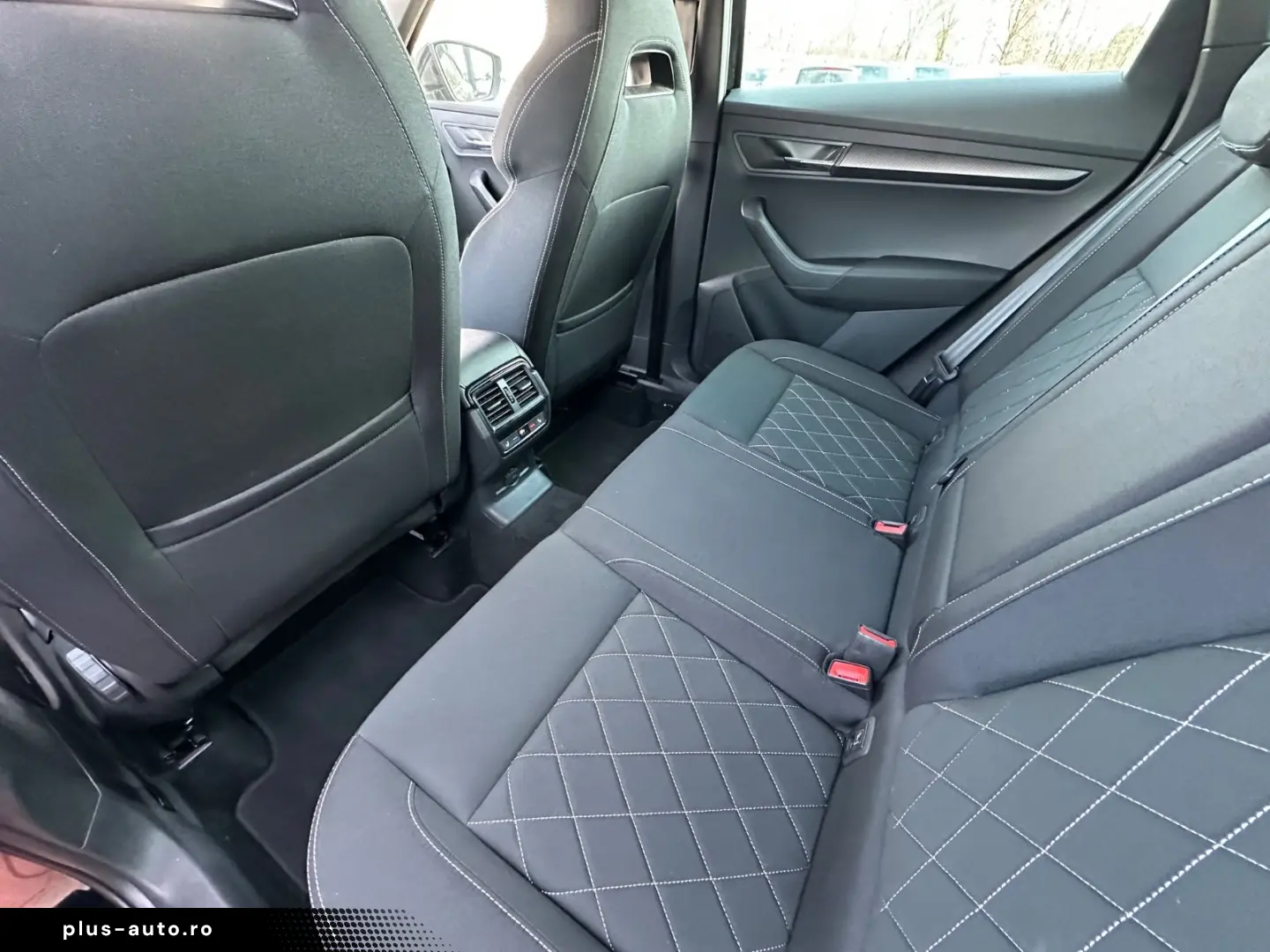 SKODA Karoq 2.0 TDI DSG 4x4 SPORTLINE 360 VIRTUAL AHK