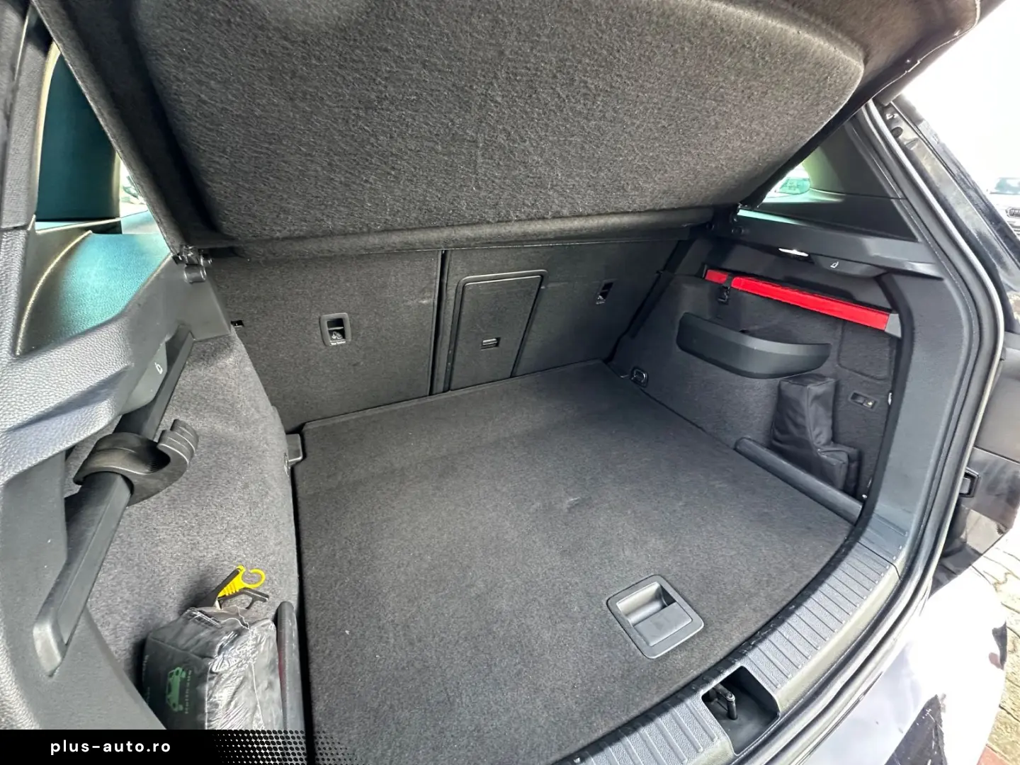 SKODA Karoq 2.0 TDI DSG 4x4 SPORTLINE 360 VIRTUAL AHK