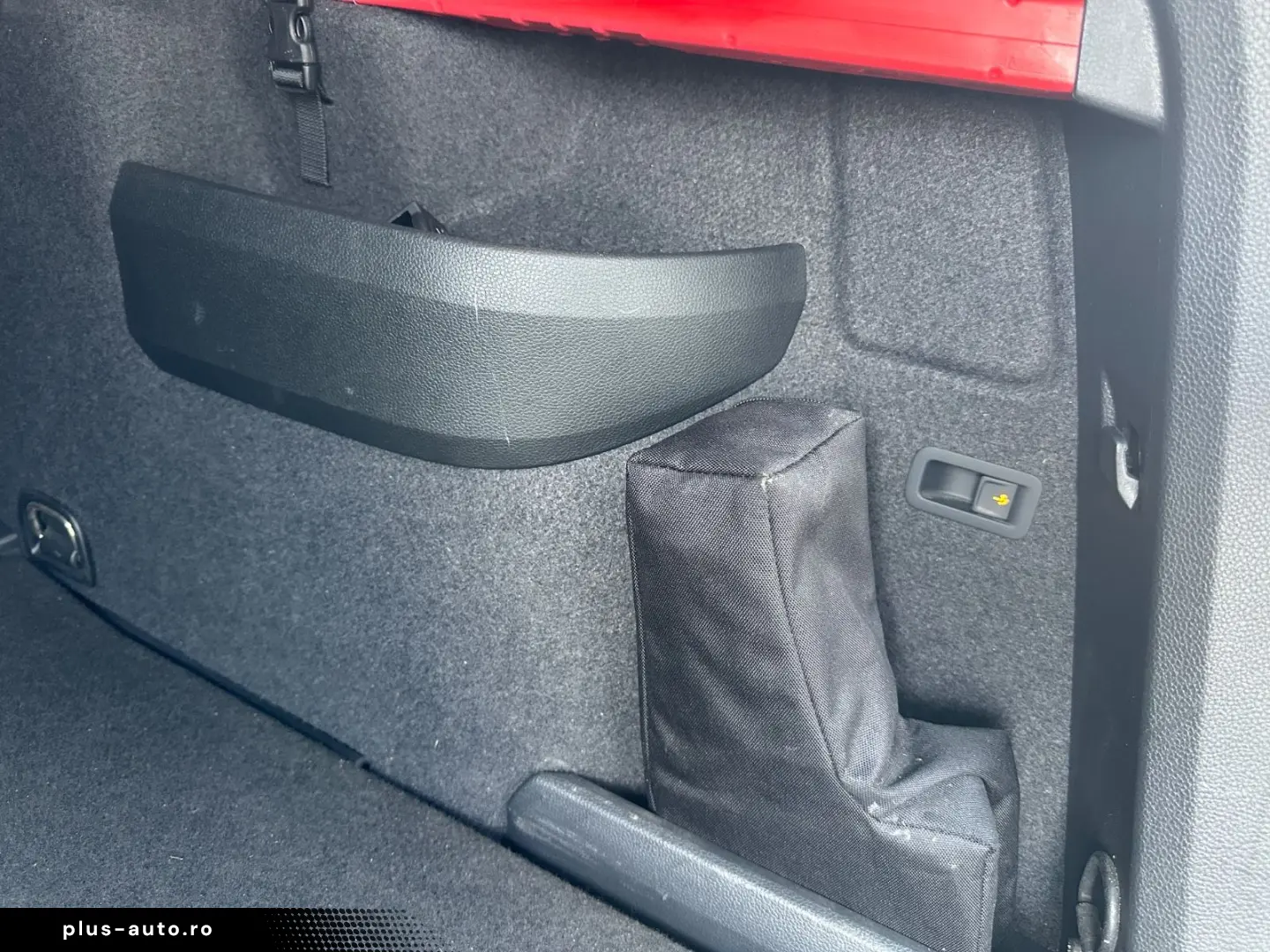 SKODA Karoq 2.0 TDI DSG 4x4 SPORTLINE 360 VIRTUAL AHK