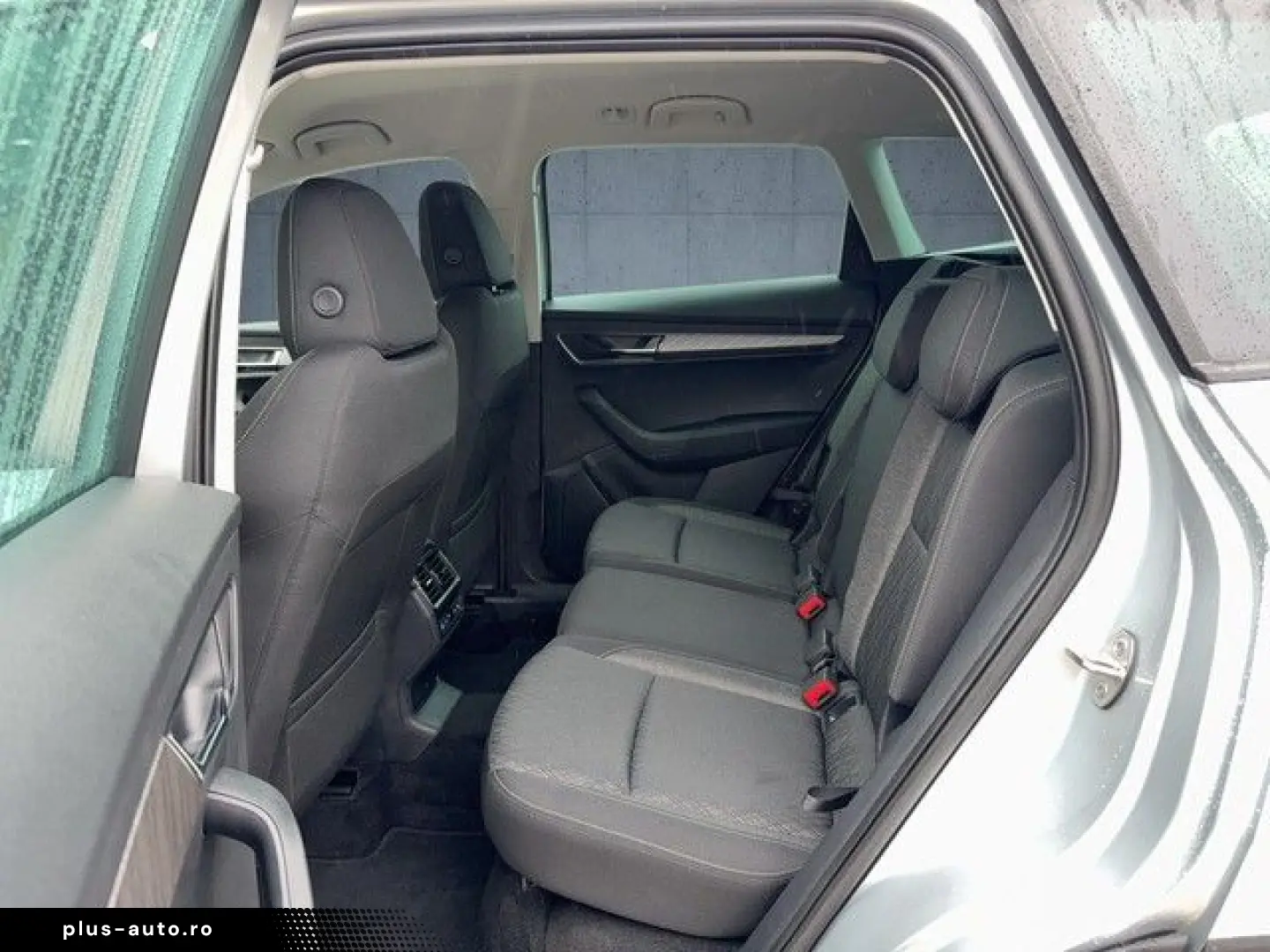 SKODA Karoq 2.0 TDI DSG Style 4x4 NAVI KAMERA ACC LED