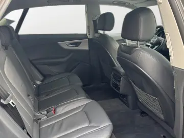 AUDI Q8 50 TDI quattro