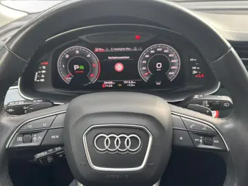 AUDI Q8 50 TDI quattro
