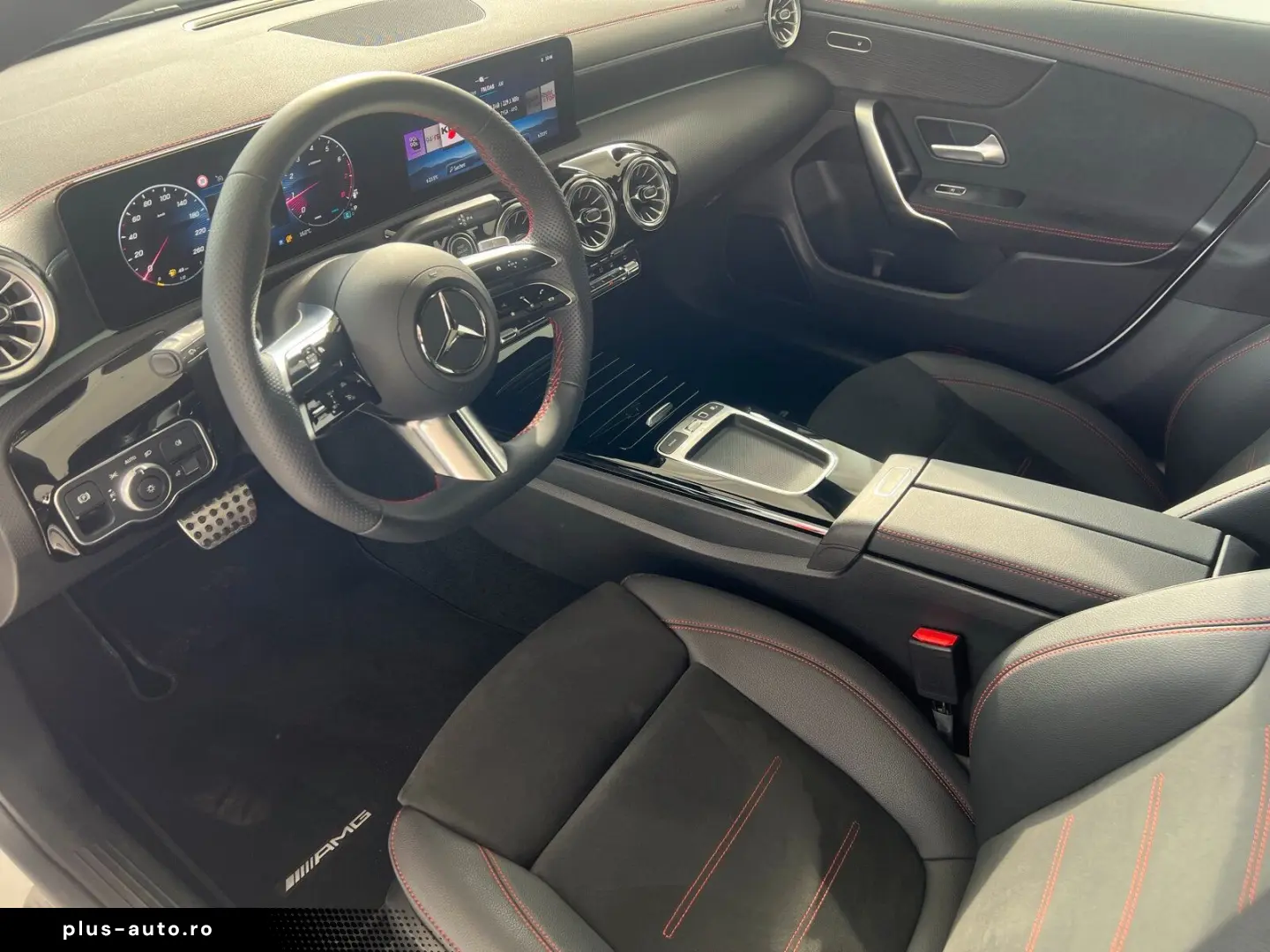 MERCEDES-BENZ CLA 200 AMG