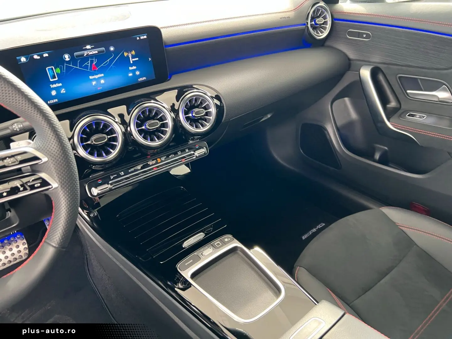 MERCEDES-BENZ CLA 200 AMG