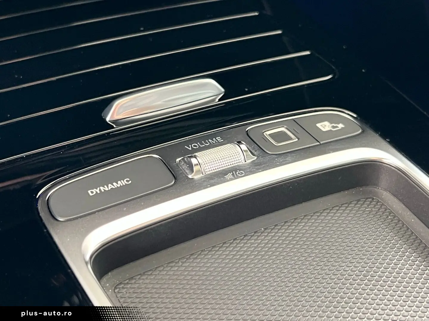 MERCEDES-BENZ CLA 200 AMG