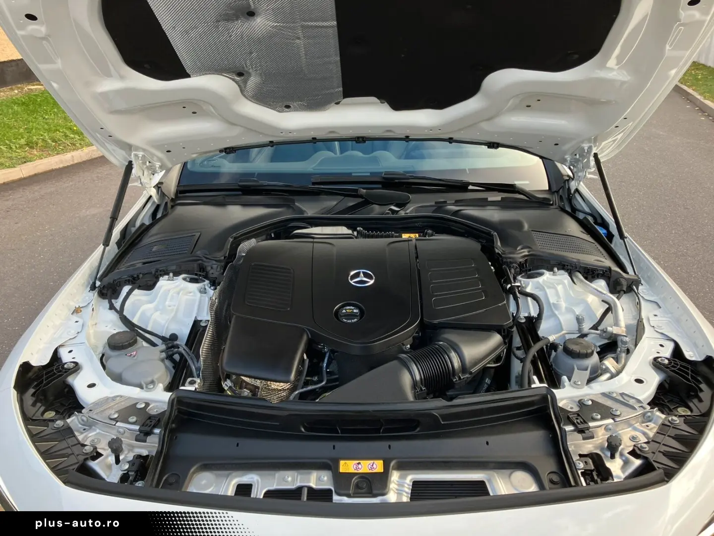 MERCEDES-BENZ CLE 200 Cabriolet AMG Line LED AHK Kam&hellip;