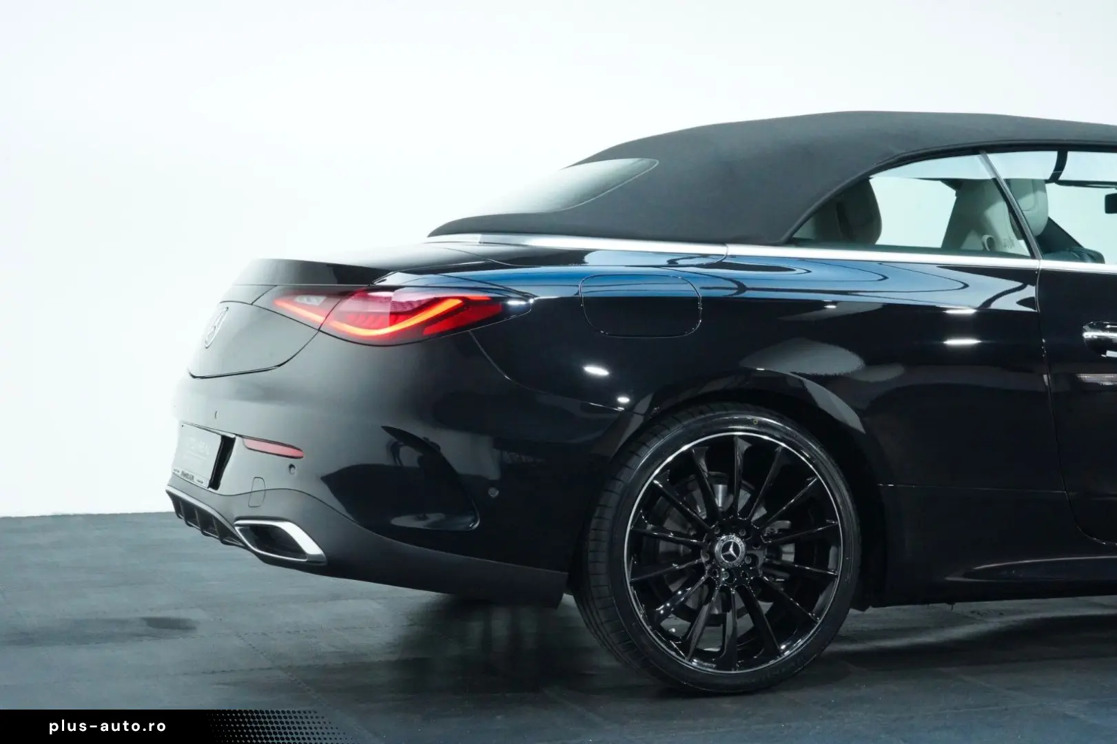 MERCEDES-BENZ CLE 220 d Cabrio AMG 9G LED 360  OLED MMRY 20