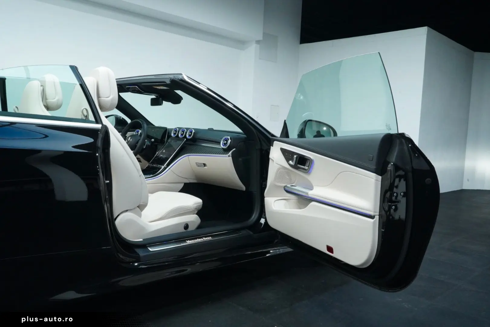 MERCEDES-BENZ CLE 220 d Cabrio AMG 9G LED 360  OLED MMRY 20