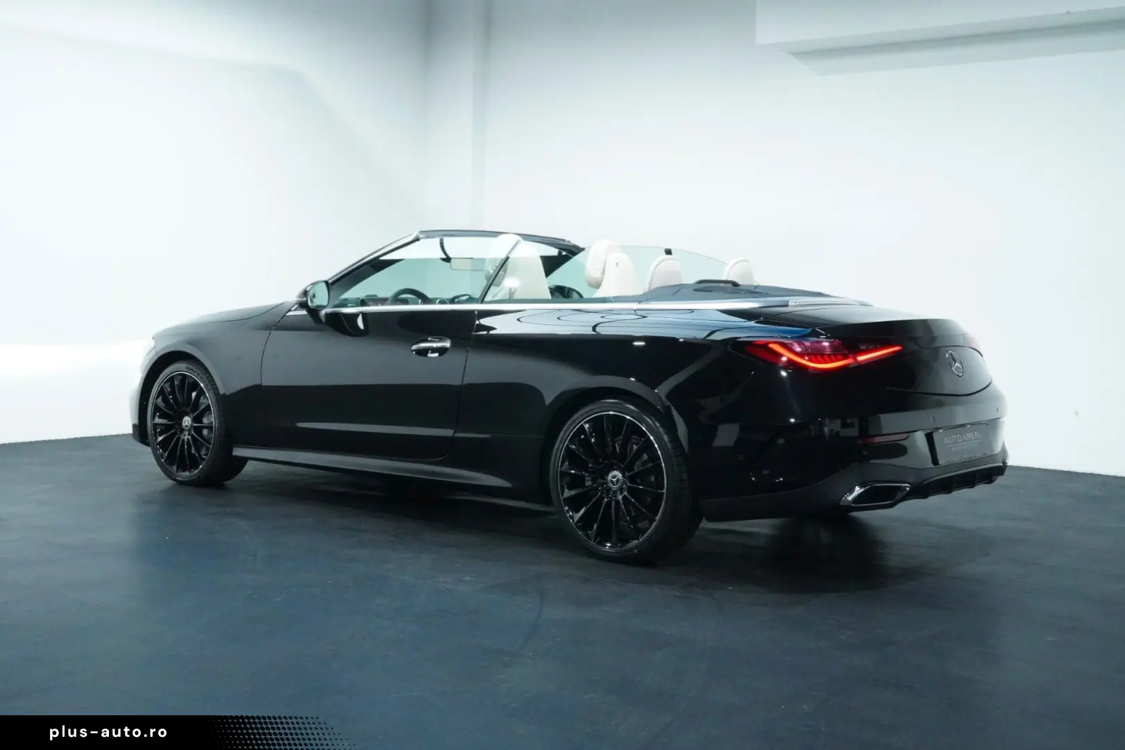 MERCEDES-BENZ CLE 220 d Cabrio AMG 9G LED 360  OLED MMRY 20