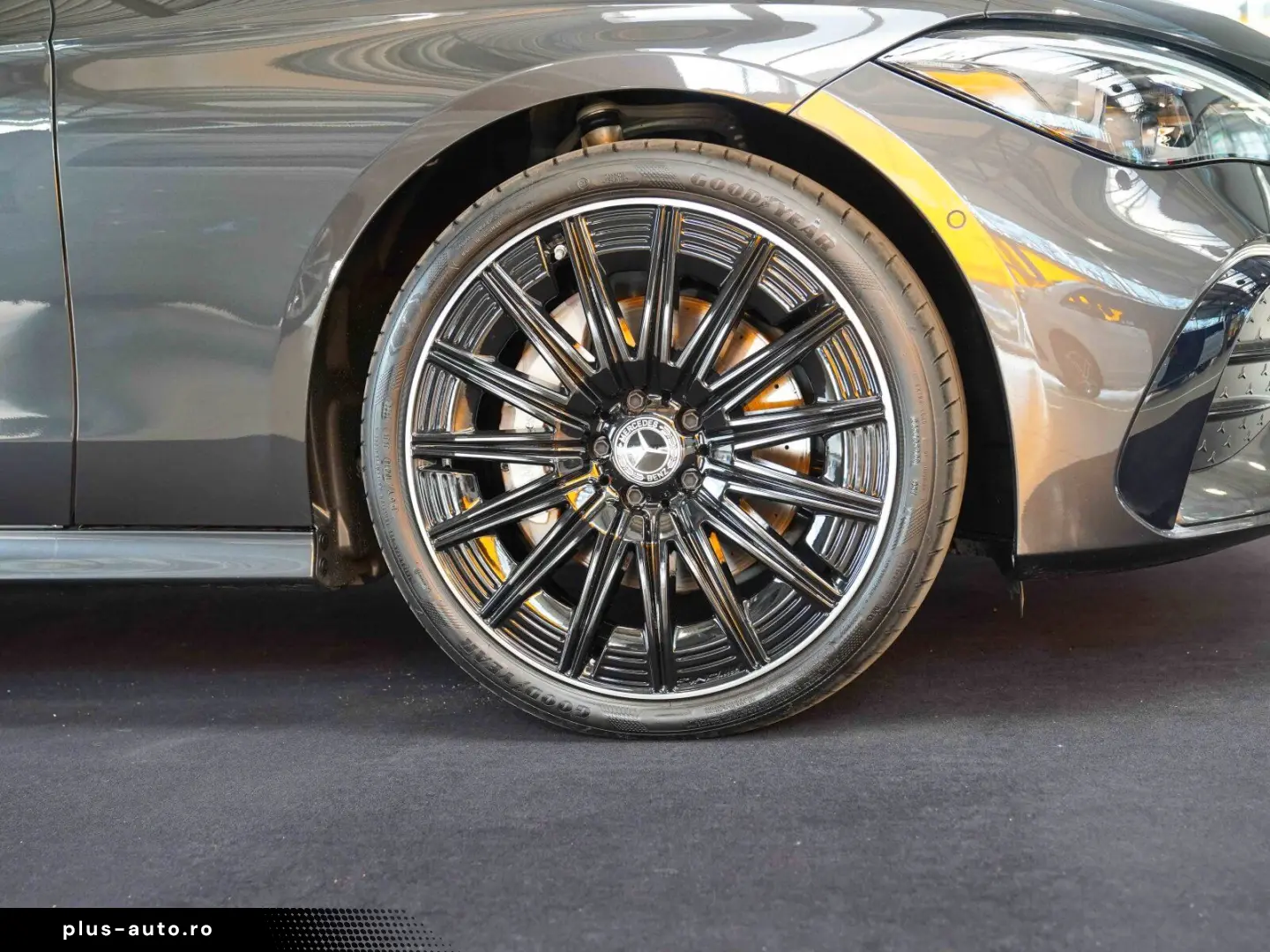 MERCEDES-BENZ CLE 220 d Cabrio AMG Line Night macchi&hellip;