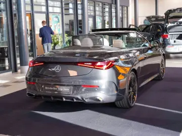 MERCEDES-BENZ CLE 220 d Cabrio AMG Line Night macchi&hellip;